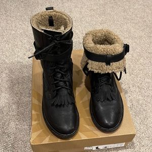 Black Ugg boots (Jenna)